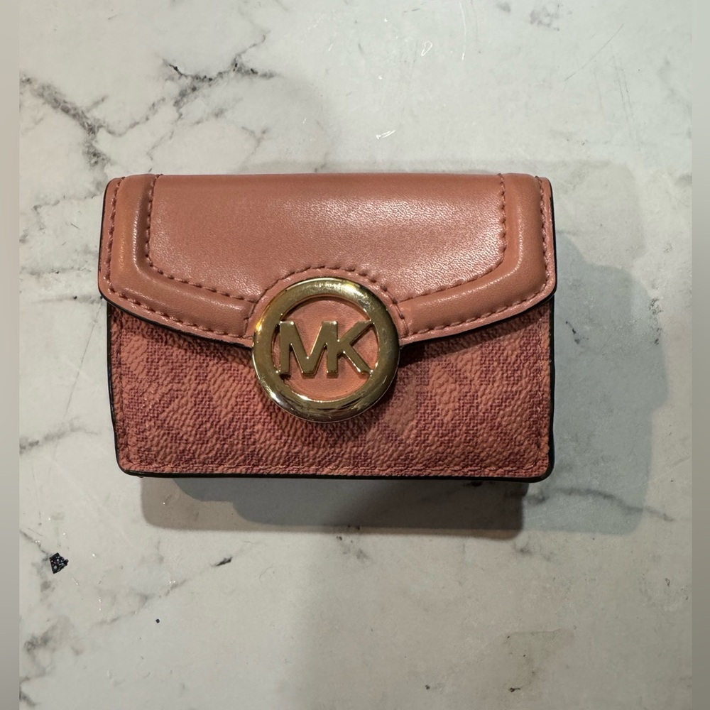 Michael Kors pink wallet
